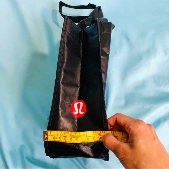 LULULEMON RECYCLABLE TOTE/S - Picture 13 of 13